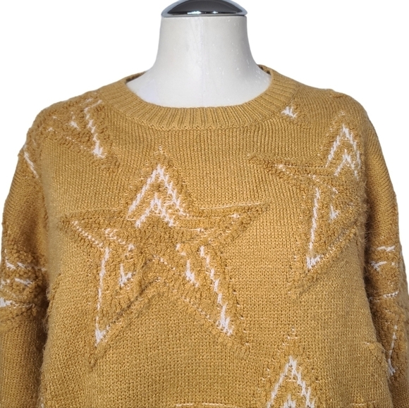 Dreamers Textured Star Crewneck Sweater S/M - Picture 2 of 7